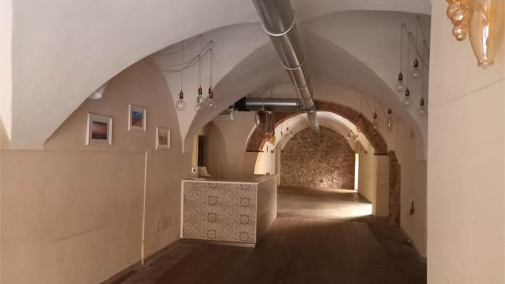 LOCALE COMMERCIALE IN AFFITO NEL 